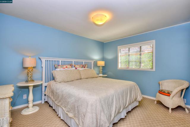 1679 Carmel Dr, Walnut Creek CA: https://media.crmls.org/mediaz/f4c8b666-e5fe-4b01-93ba-832e4ddbf5c9.jpg