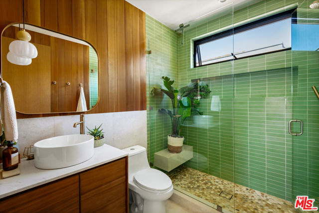 3981 Beethoven Street, Los Angeles CA: https://media.crmls.org/mediaz/f4c8ce35-f075-4928-b021-8aefff2c59dc.jpg