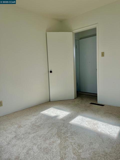 3530 Clinton Ave, Richmond CA: https://media.crmls.org/mediaz/f4c91ca1-f389-427a-9525-686a4d60c338.jpg