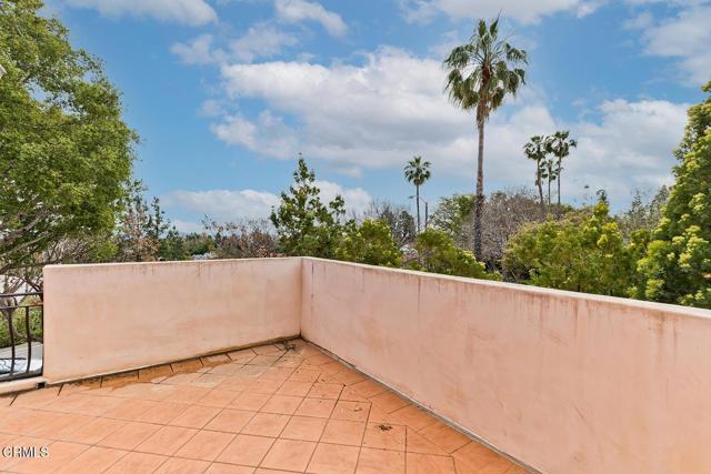 868 Braewood Court, South Pasadena CA: https://media.crmls.org/mediaz/f4c93df6-ebd0-4284-b95f-89f9286620f1.jpg