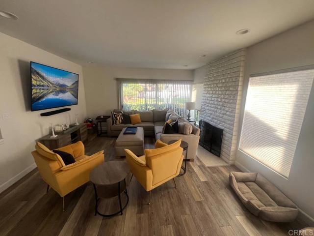 Detail Gallery Image 2 of 21 For 7061 Estrella De Mar #66,  Carlsbad,  CA 92009 - 3 Beds | 2 Baths