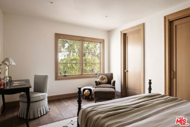 2110 Hill Drive, Los Angeles CA: https://media.crmls.org/mediaz/f4cae890-b859-4854-abfd-7cfce2bd51f8.jpg