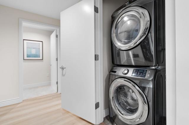 1 Mandalay Place, South San Francisco CA: https://media.crmls.org/mediaz/f4cb4c8f-022c-4e9f-a4a0-5589fc01073d.jpg