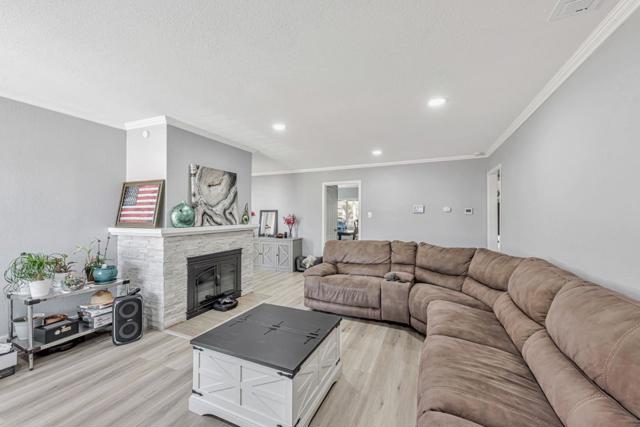 1247 Benedict Court, San Leandro CA: https://media.crmls.org/mediaz/f4cc633b-4ab6-455c-8a64-3644450916f7.jpg