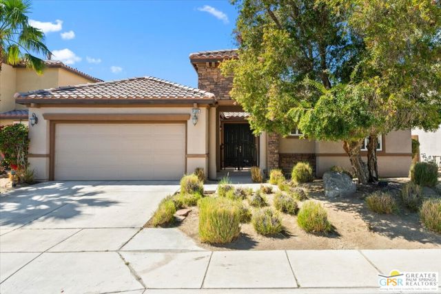 31505 Calle Amigos, Cathedral City CA: https://media.crmls.org/mediaz/f4ccd3a5-cf21-441e-886d-7d3c945f64f8.jpg