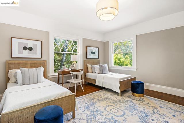 765 University Ave, Palo Alto CA: https://media.crmls.org/mediaz/f4ce0cb0-32c8-481b-ae80-623eb23eba97.jpg