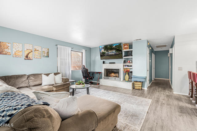 Detail Gallery Image 4 of 38 For 232 Prospect St, Oak View,  CA 93022 - 3 Beds | 2 Baths