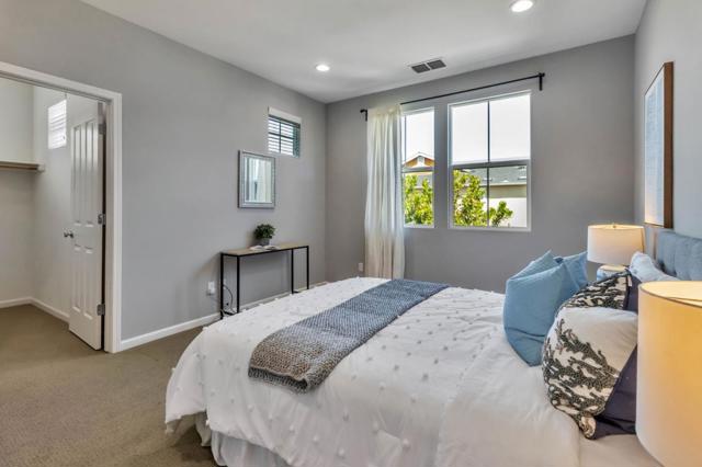 1490 Coyote Creek Way, Milpitas CA: https://media.crmls.org/mediaz/f4cfbdd2-3907-4151-8834-235807a7b284.jpg