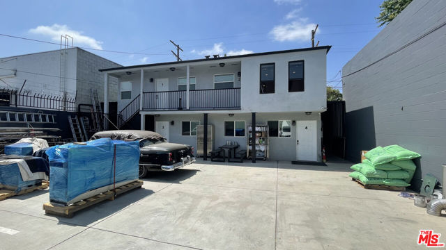 14248 Oxnard Street, Van Nuys, California 91401, ,Multi-Family,For Sale,Oxnard,24435977