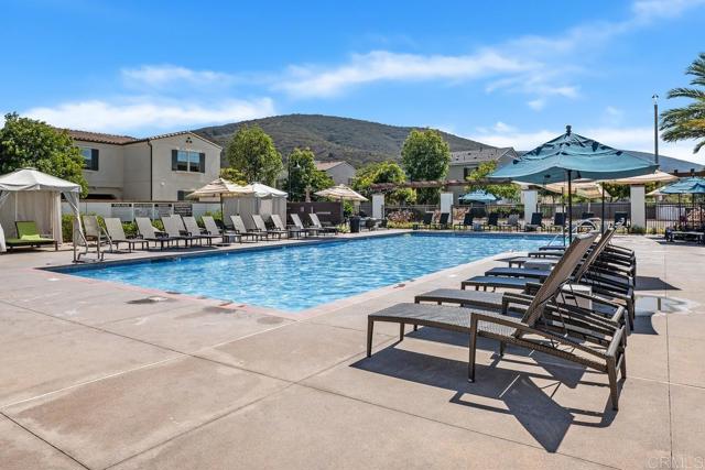 712 Gemstone Drive, San Marcos CA: https://media.crmls.org/mediaz/f4d0d48a-57dd-4e65-8845-a9a898a99a59.jpg