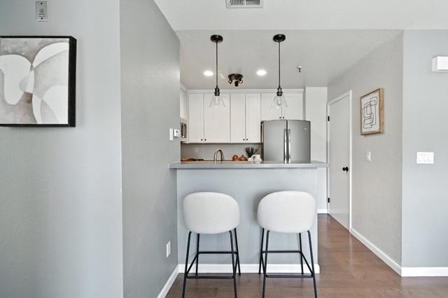 984 Belmont Terrace, Sunnyvale CA: https://media.crmls.org/mediaz/f4d18fe0-3356-4380-86c0-595bc1ed2adf.jpg