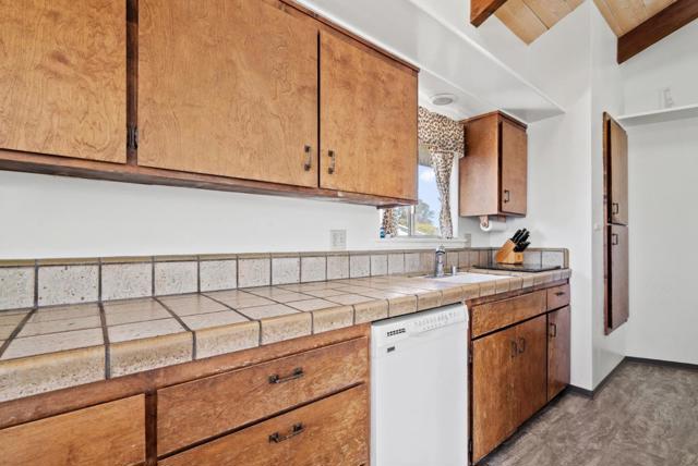 181 Mar Vista Drive, Aptos CA: https://media.crmls.org/mediaz/f4d23c0e-fa33-4257-a76a-d57516f76f94.jpg