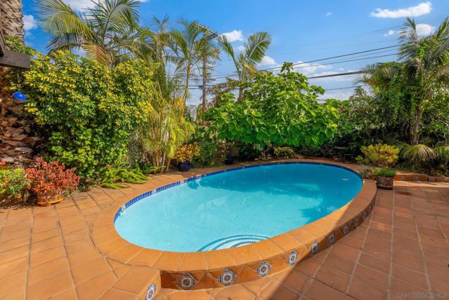 4965 Marlborough Drive, San Diego CA: https://media.crmls.org/mediaz/f4d26f6a-db76-4e15-b22a-b8c3b62d9af3.jpg