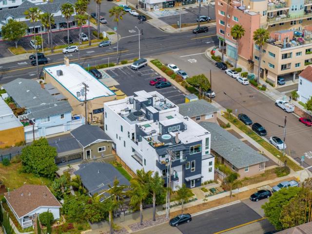 508 N Tremont Street, Oceanside CA: https://media.crmls.org/mediaz/f4d2c5eb-742e-4ac6-b65d-395aa207b481.jpg