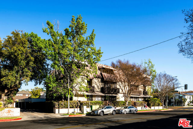 350 South SPALDING Drive, 1 photo 3