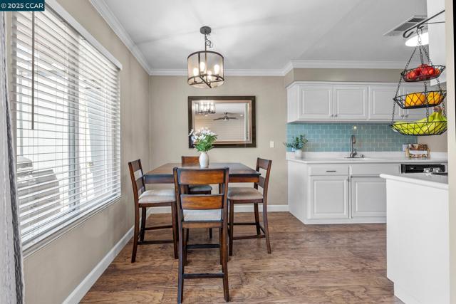825 Oak Grove Rd, Concord CA: https://media.crmls.org/mediaz/f4d32e7c-2c4d-4e6d-8b2f-e3b8a5c18d37.jpg