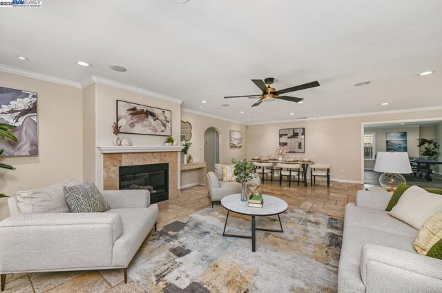 3370 Gardella Plaza, Livermore CA: https://media.crmls.org/mediaz/f4d356dd-17ec-46e8-bafd-b7e52601622a.jpg