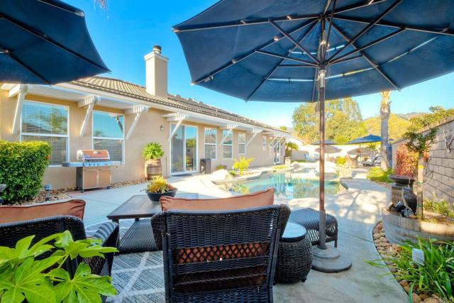 2682 Dundee Glen, Escondido CA: https://media.crmls.org/mediaz/f4d4d5da-d08e-43a5-b9cd-baa20d4309c9.jpg