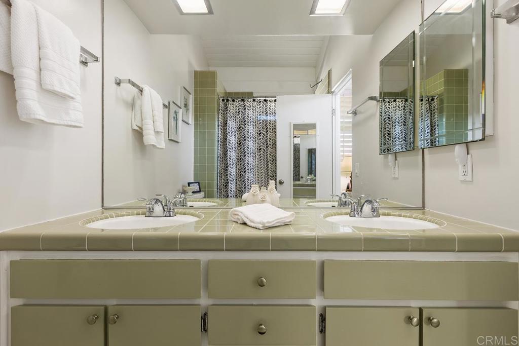 7512 Viejo Castilla Way - photo 17