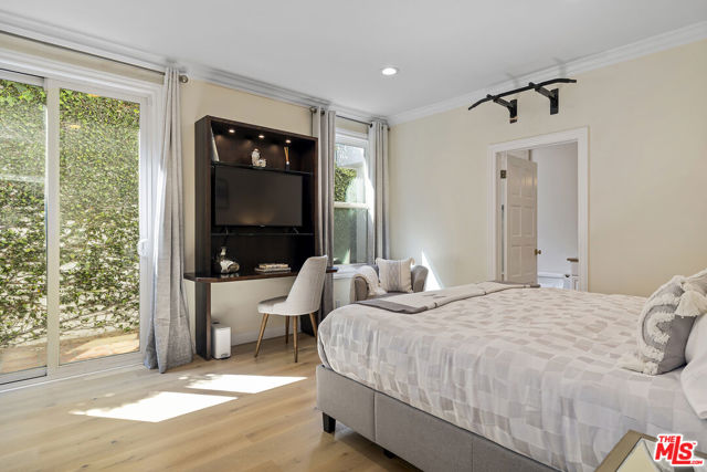 7834 Electra Drive, Los Angeles CA: https://media.crmls.org/mediaz/f4d54a24-8aed-4664-93e5-7c3d72482117.jpg