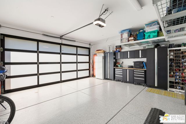 4321 Lumina Way, Palm Springs CA: https://media.crmls.org/mediaz/f4d5997f-cb34-4be1-a136-5fecd2960534.jpg