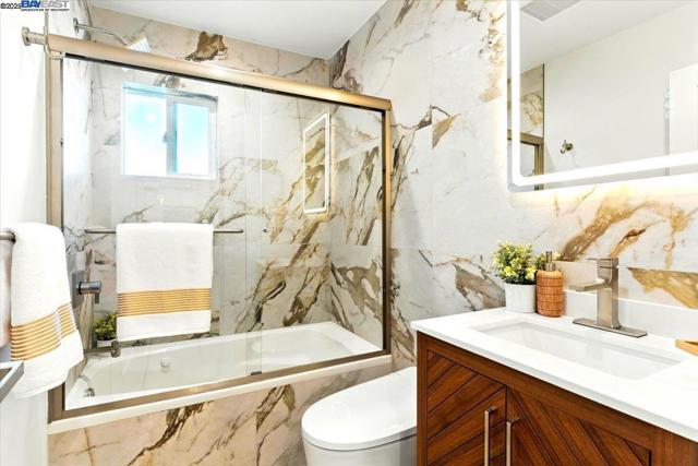 590 Cherry Ave, San Bruno CA: https://media.crmls.org/mediaz/f4d63646-57c8-44c0-a9d3-8db12253ce31.jpg