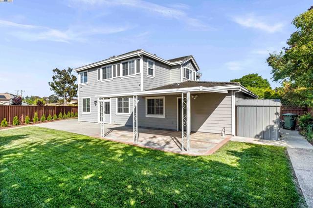 6235 Robertson Ave, Newark CA: https://media.crmls.org/mediaz/f4d8a815-4261-4556-b269-3be8e66128ec.jpg