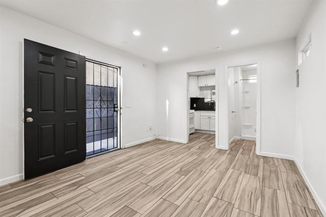 Detail Gallery Image 6 of 9 For 4130 1/2 Cherokee Ave #B,  San Diego,  CA 92104 - 0 Beds | 1 Baths