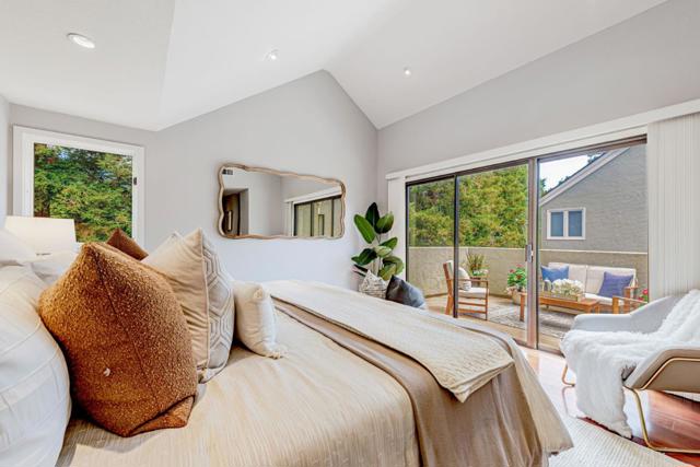 907 Cowper Street, Palo Alto CA: https://media.crmls.org/mediaz/f4d9dfda-7eb5-40b6-856c-2d719da3061e.jpg
