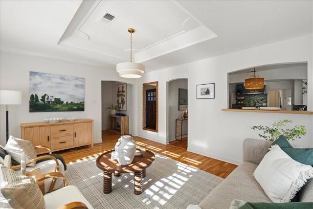 1018 Delmas Avenue, San Jose CA: https://media.crmls.org/mediaz/f4dbb711-fbca-454f-af87-52505d401d3b.jpg