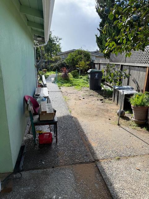 604 Ester Way, Watsonville CA: https://media.crmls.org/mediaz/f4dbc0fb-d87f-4c28-b4da-43fa0bdf350b.jpg