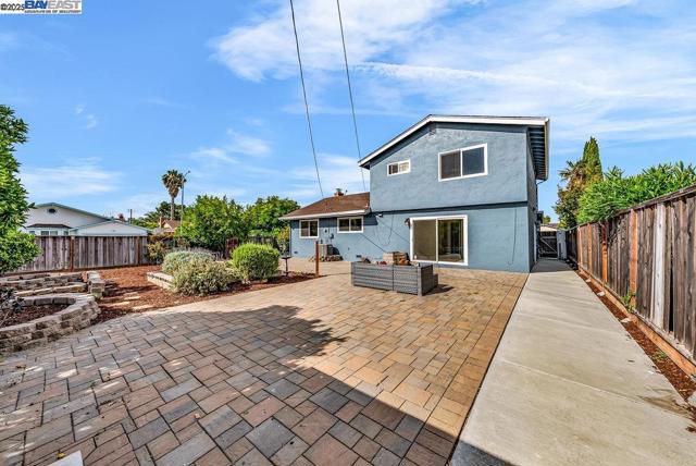 48346 Cottonwood St, Fremont CA: https://media.crmls.org/mediaz/f4dc32f6-1246-4230-849c-95912e70ec53.jpg