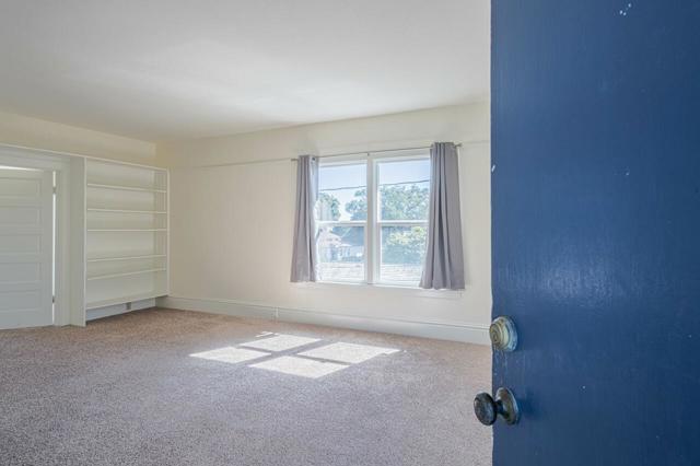 206 Cypress Avenue, Pacific Grove CA: https://media.crmls.org/mediaz/f4dd2e45-12a3-4249-999e-d56fcdee9c4f.jpg