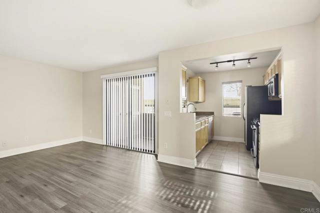 Detail Gallery Image 6 of 17 For 8215 Jade Coast Rd, San Diego,  CA 92126 - 1 Beds | 1 Baths