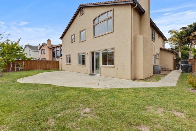 1033 Lewis Street, Salinas CA: https://media.crmls.org/mediaz/f4dfe23a-d9a7-4a1f-bd99-802e81740945.jpg