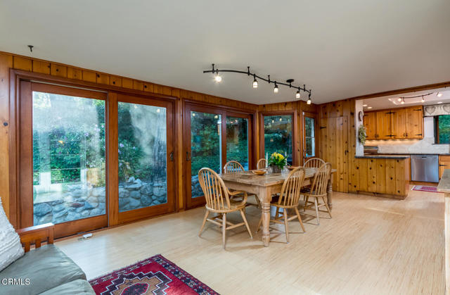 Detail Gallery Image 16 of 75 For 5290 La Canada Bld, La Canada Flintridge,  CA 91011 - 5 Beds | 5 Baths