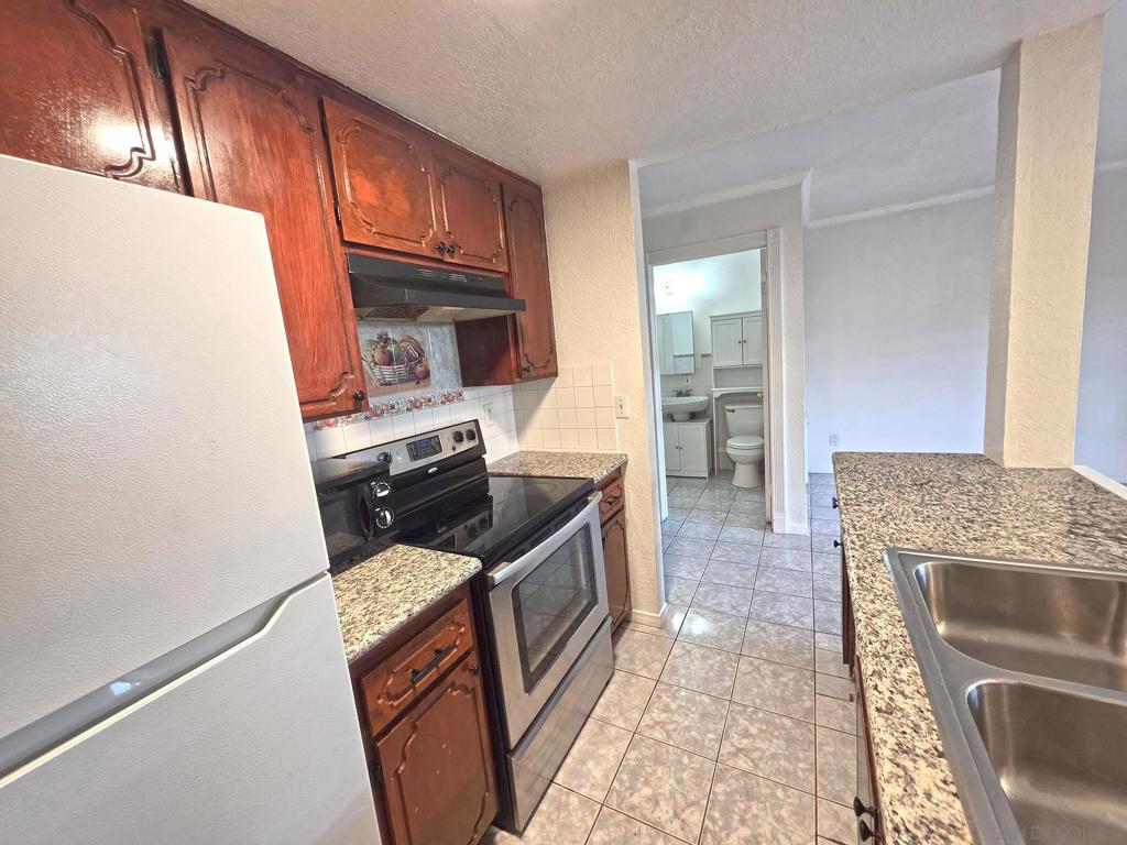 4056 Van Dyke Ave - photo 6