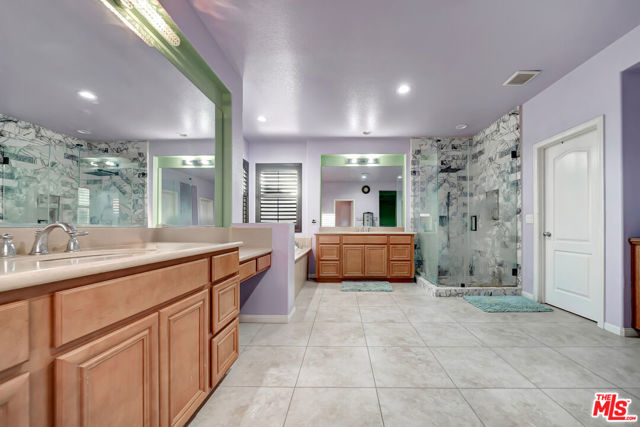 15624 Derrico Lane, Canyon Country CA: https://media.crmls.org/mediaz/f4e2eb03-9d6f-46f1-8ca9-98f9126b8dc3.jpg