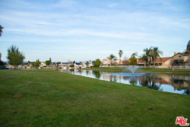 8506 Blue Heron Drive, Bakersfield CA: https://media.crmls.org/mediaz/f4e33849-02fc-43d9-8158-6f1cfc682f12.jpg