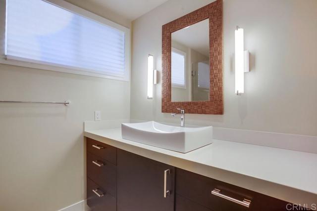 Detail Gallery Image 24 of 55 For 907 Poppy Lane, Carlsbad,  CA 92011 - 4 Beds | 4 Baths