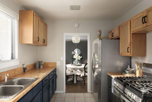 Detail Gallery Image 12 of 31 For 2020 Casa Grande St, Pasadena,  CA 91104 - 3 Beds | 2 Baths