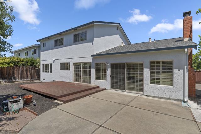 1927 Foxswallow Cir, Pleasanton CA: https://media.crmls.org/mediaz/f4e3a5c6-87eb-4f70-8d18-4d16a4a9470c.jpg
