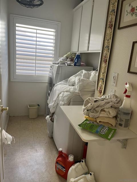 2723 Hazy Way, Banning CA: https://media.crmls.org/mediaz/f4e3e9e8-39cb-4d1c-b279-d8cd6cbdaf0e.jpg