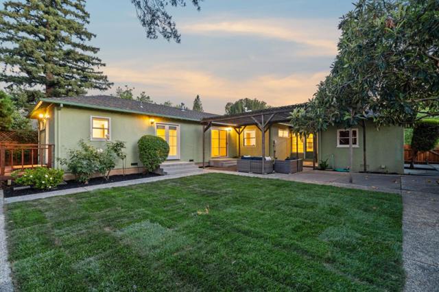 47 Fillmer Avenue, Los Gatos CA: https://media.crmls.org/mediaz/f4e3ee7d-0b4d-4b98-8c8f-f04f5285ace0.jpg