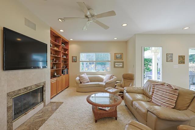 638 Margarita Ave, Coronado CA: https://media.crmls.org/mediaz/f4e44b56-ec8e-41fd-a2a9-29122dc4fc3f.jpg