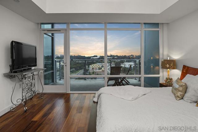 1080 Park Blvd, San Diego CA: https://media.crmls.org/mediaz/f4e4f70f-1c22-4e4c-bf86-c06eee6524b3.jpg