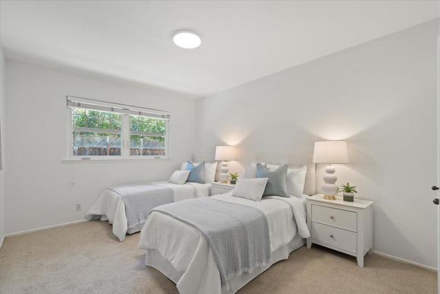 688 Kingswood Way, Los Altos CA: https://media.crmls.org/mediaz/f4e56fd6-a167-498c-9f84-4cbba14829f7.jpg