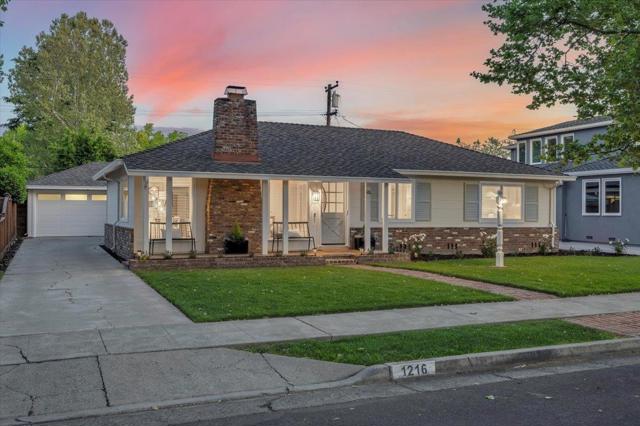 1216 Hermosa Way, San Jose CA: https://media.crmls.org/mediaz/f4e597d7-dc0b-4db8-8e37-f8e6b67ba17f.jpg