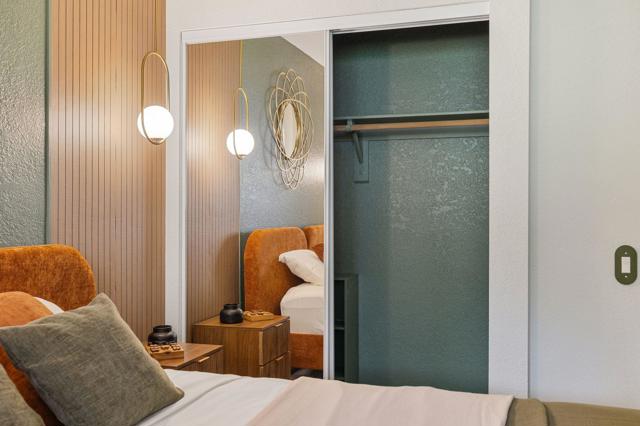 675 N Los Felices W Circle, Palm Springs CA: https://media.crmls.org/mediaz/f4e684cb-0589-42ab-9d50-819367c0b232.jpg