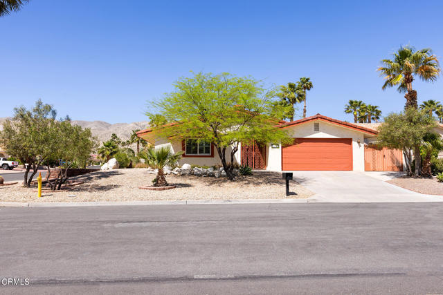 64935 Leonard Court, Desert Hot Springs CA: https://media.crmls.org/mediaz/f4e68d5c-4193-4ae7-a929-d0fb1f354fd9.jpg